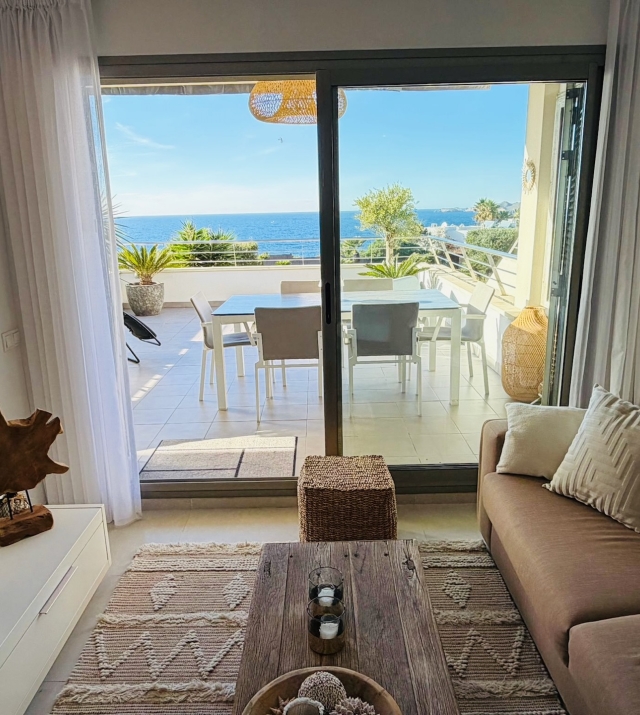 Resa Estates Ibiza Cala Tarida sea views apartment te koop living and sea views.jpeg